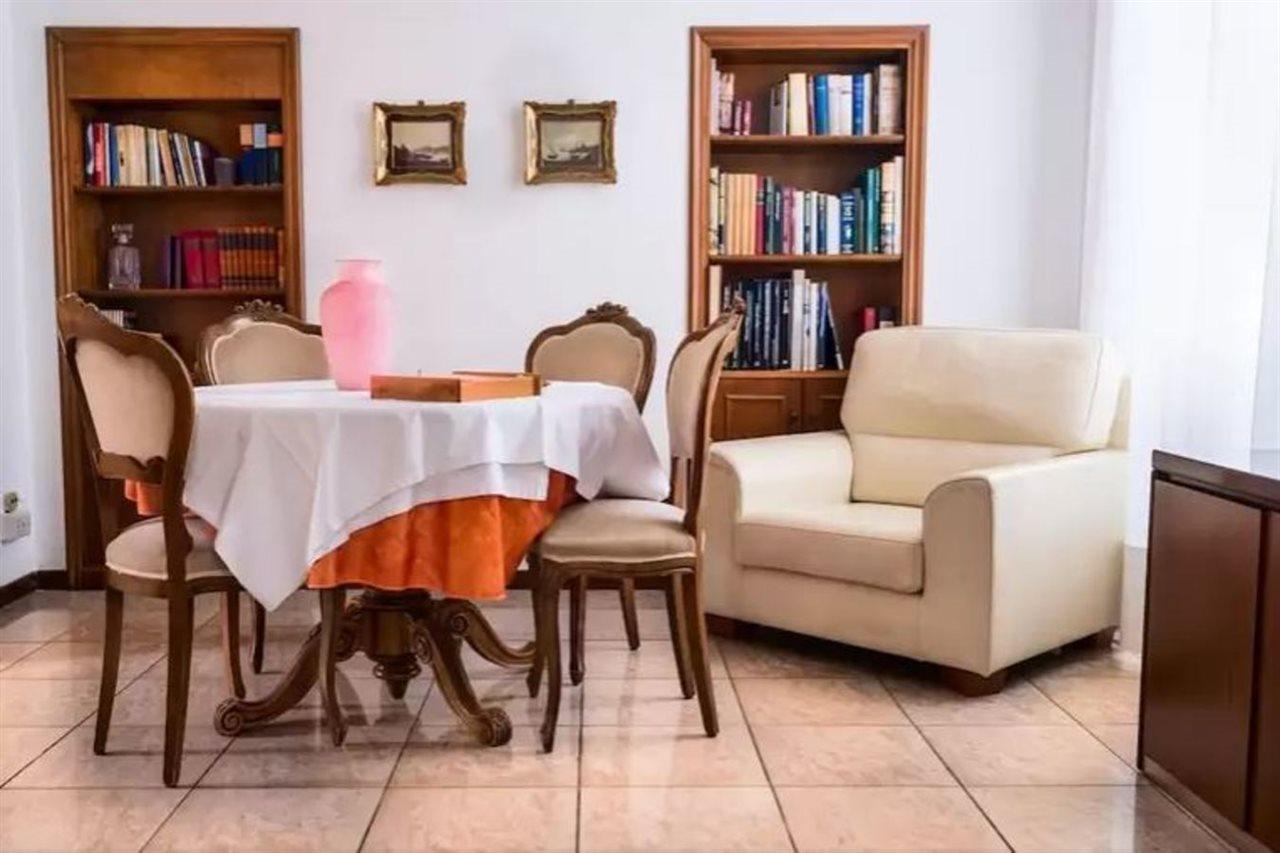 Shortstays Nolo Pontano Mamma Appartamento *
